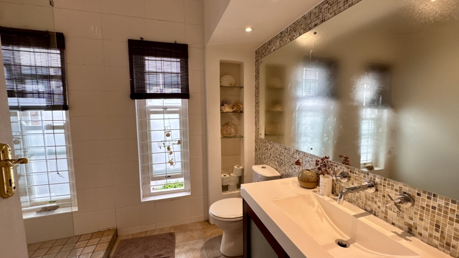 To Let 3 Bedroom Property for Rent in Tokai Western Cape